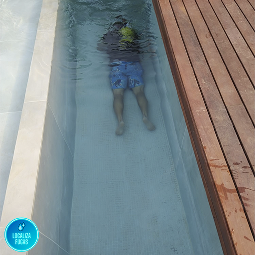 Detecção de fugas em piscinas com gás traçador